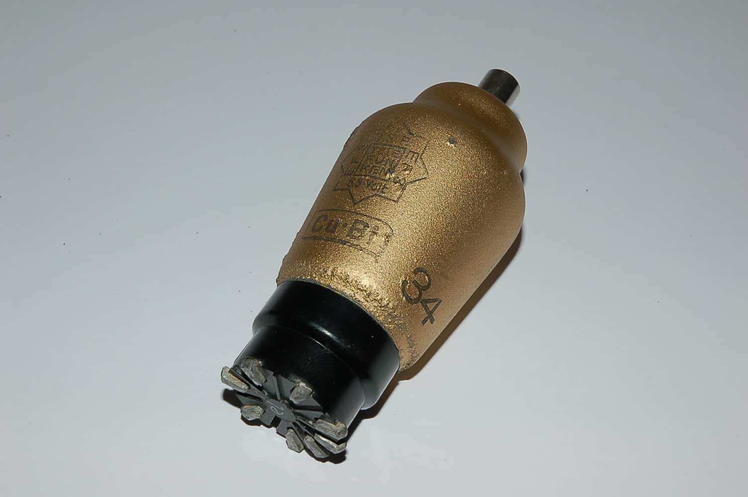 EF3 Röhre Pentode P8A Uf 6,3V