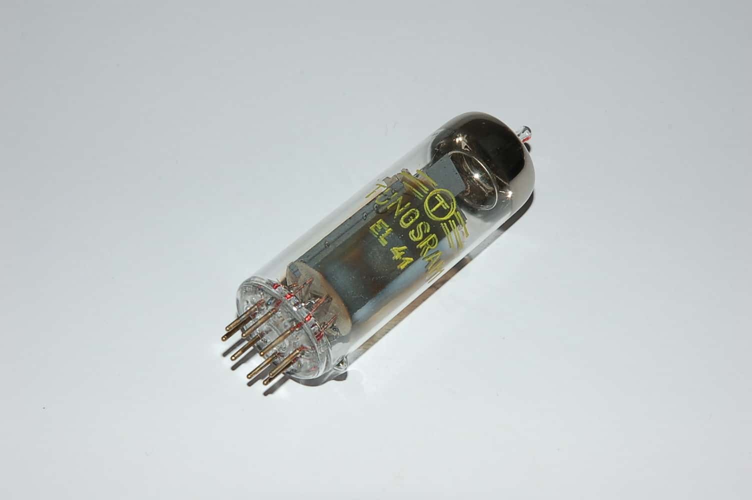 EL41 Röhre = 6CK5 Endtetrode B8A Uf 6,3V