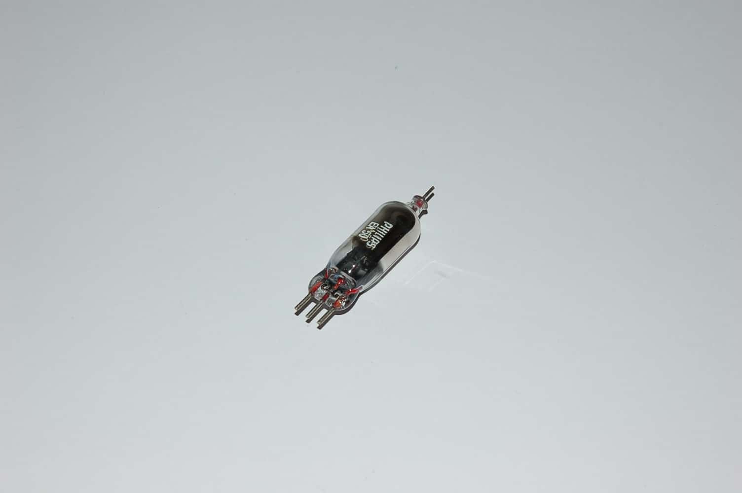 EA50 Röhre = VR92 = VR78 Diode B3G Uf 6,3V