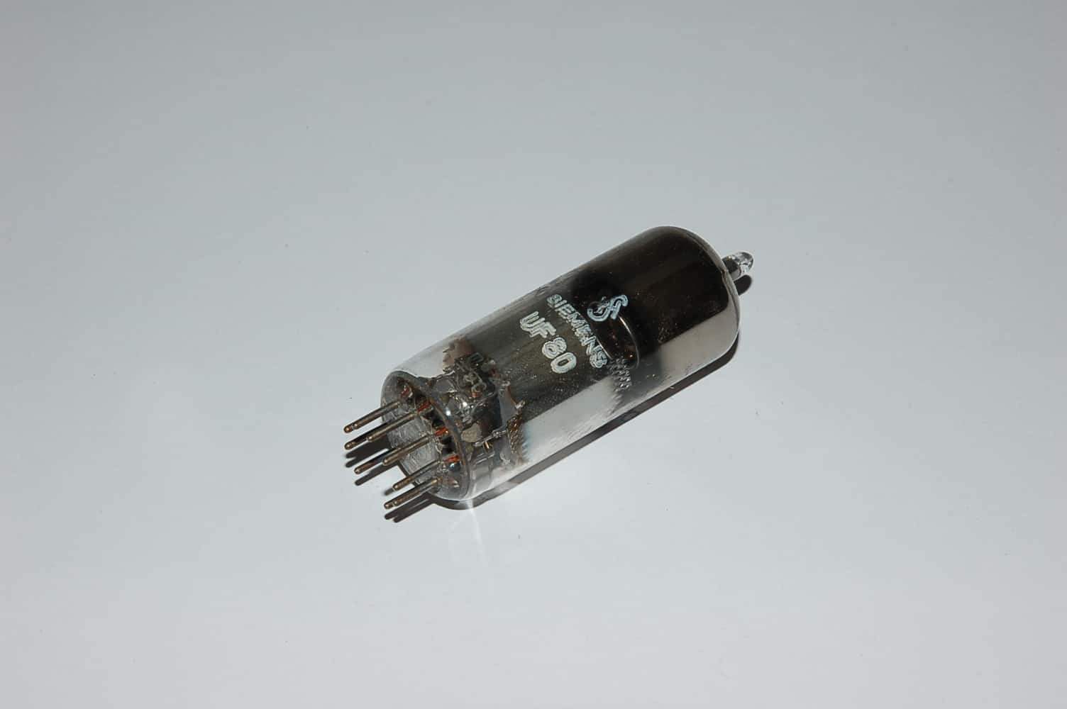 UF80 Röhre Pentode B9A If 0,1A