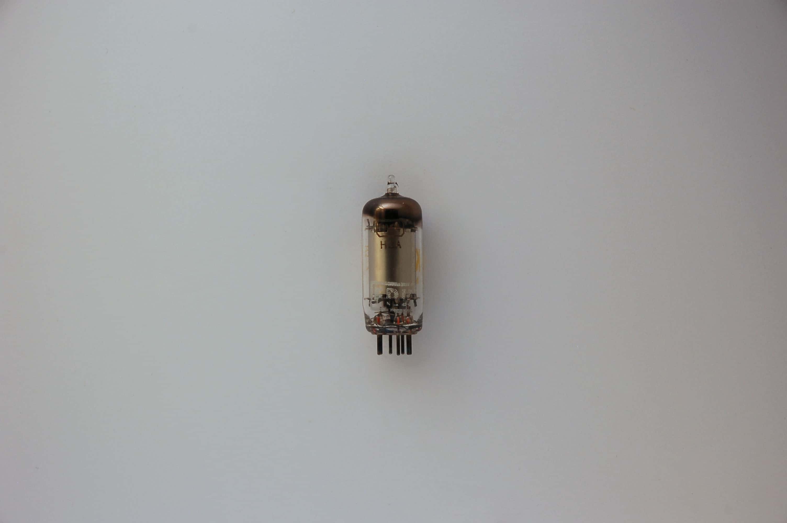 1AF4 Röhre Pentode B7G Uf 1,4V