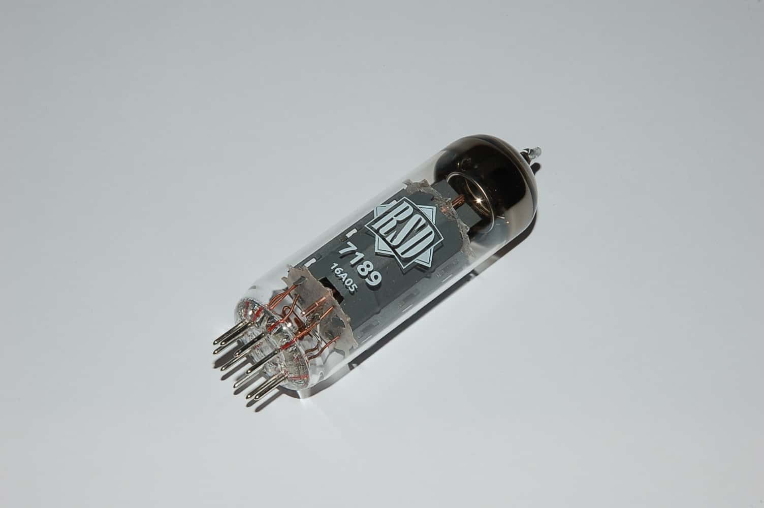 7189 RSD Röhre - tube