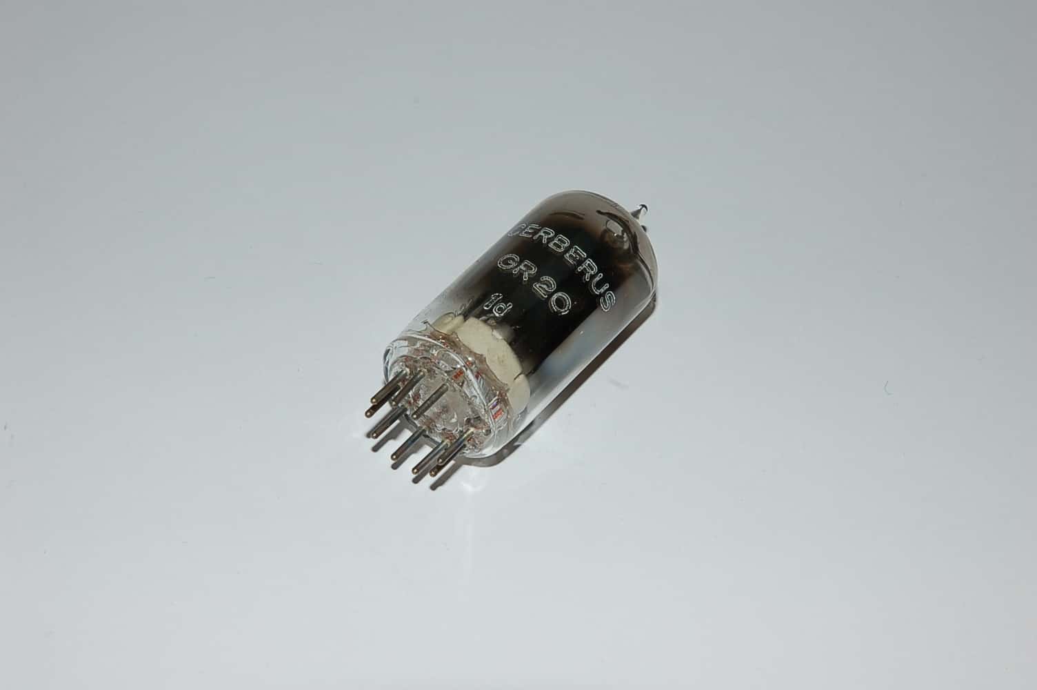 GR20 Röhre Thyratron B9A