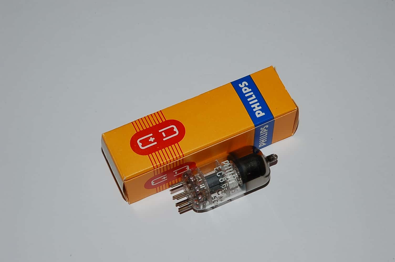 PCC88 Philips  =7DJ8  Triode NOS Röhre, made in Europe
