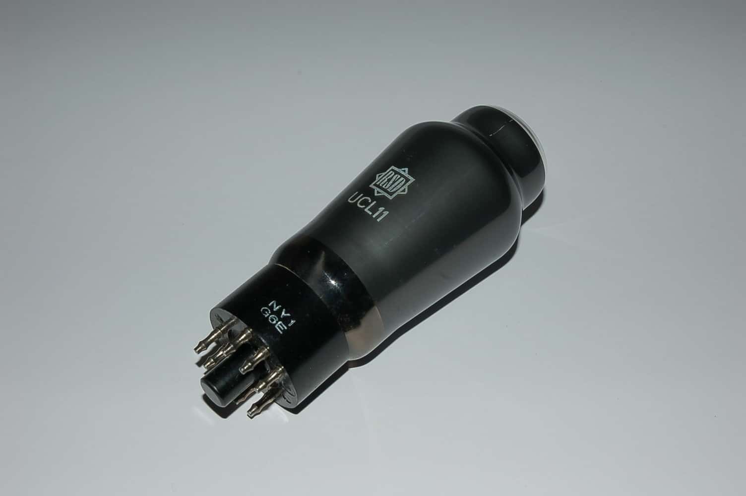 UCL11 Röhre Triode-Pentode Y8A