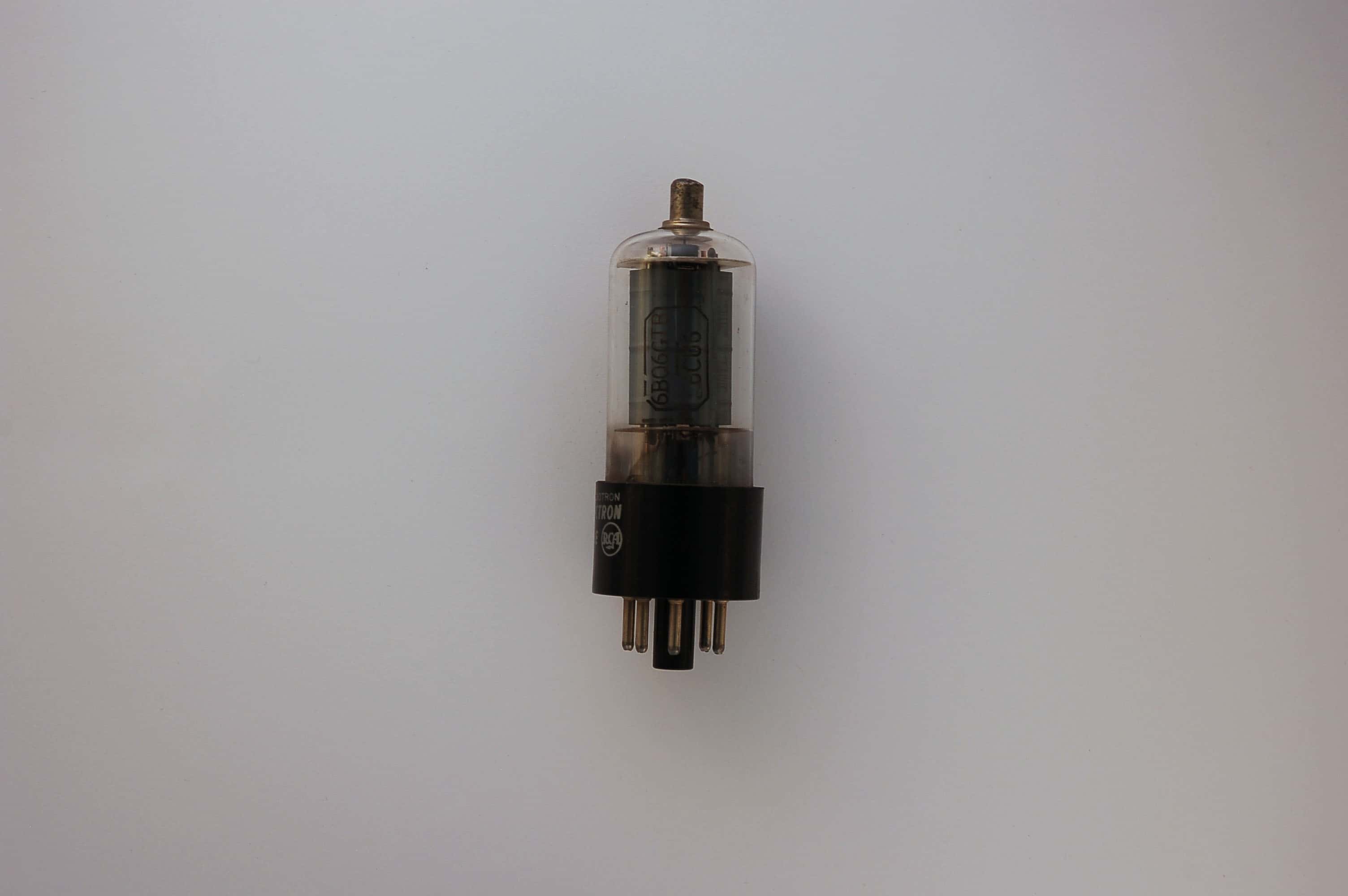 Strahlpentode Oktal Uf 6,3V