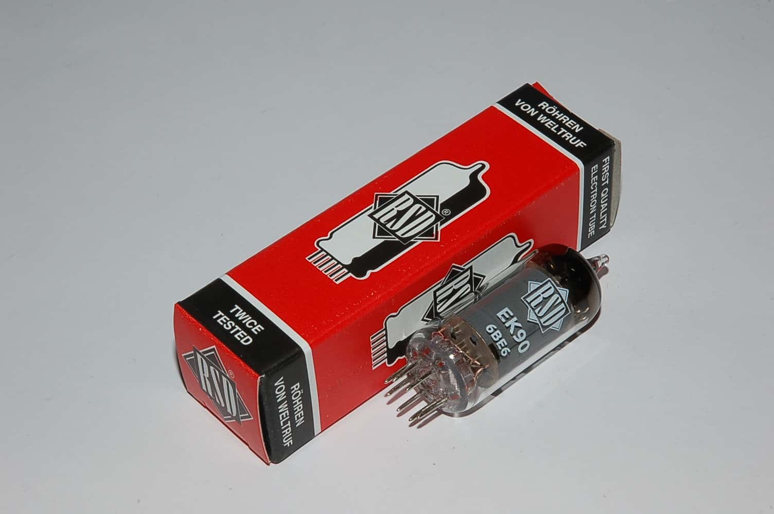 EK90 = 6BE6, 5750, 6H31 tube Radioröhre