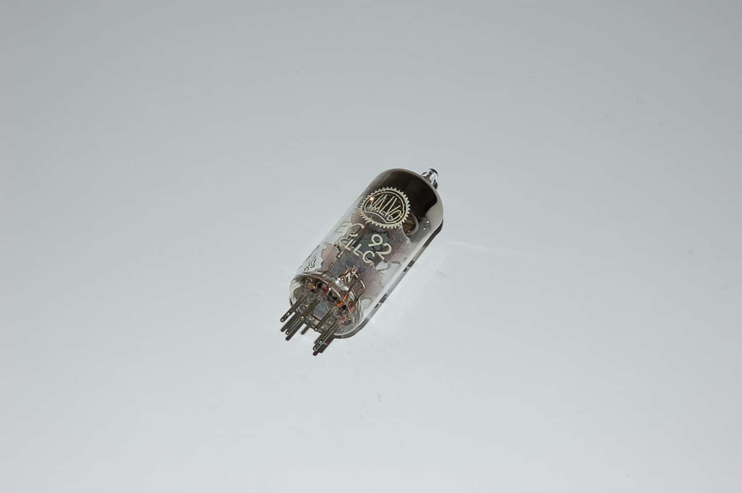 EC92 Röhre 6AB4 tube Triode ein System der ECC81