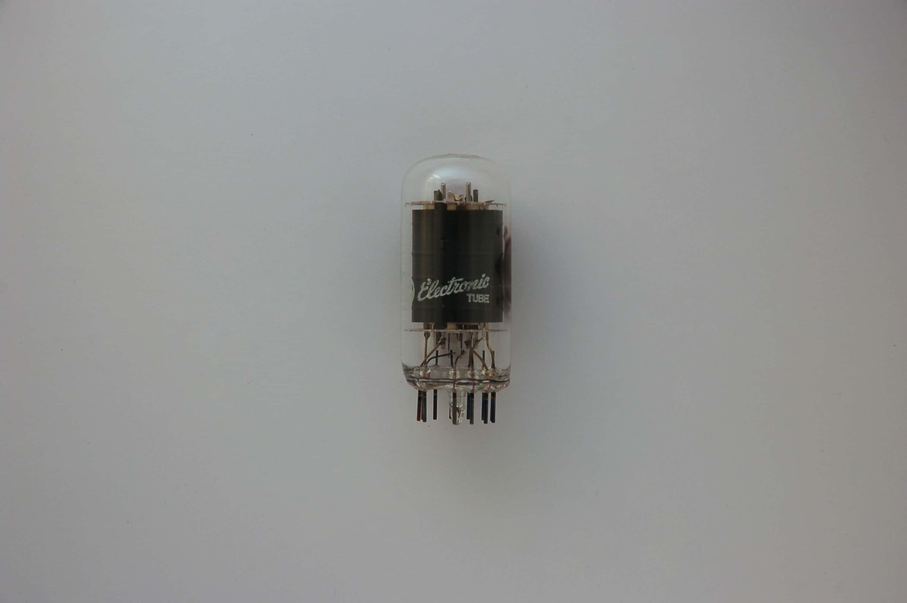 6GF5 Röhre Strahlpentode B12C Uf 6,3V