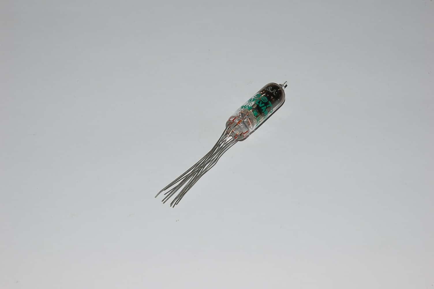 5977 Röhre = SN1778A Triode Subminiatur