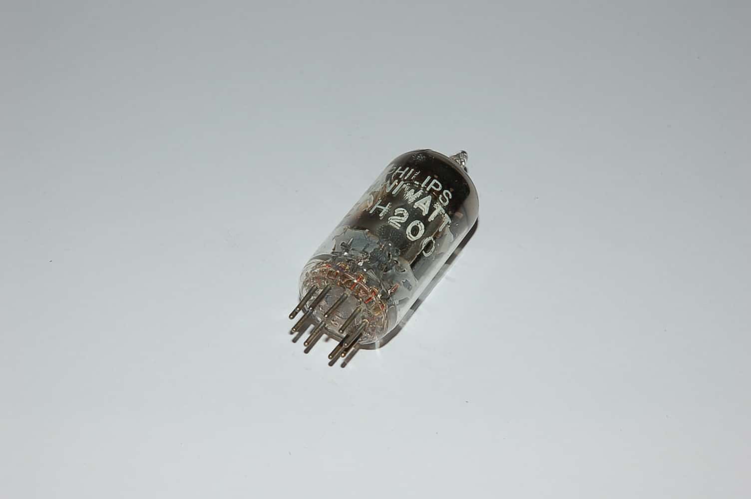ECH200 Röhre Triode-Heptode Dekal Uf 6,3V