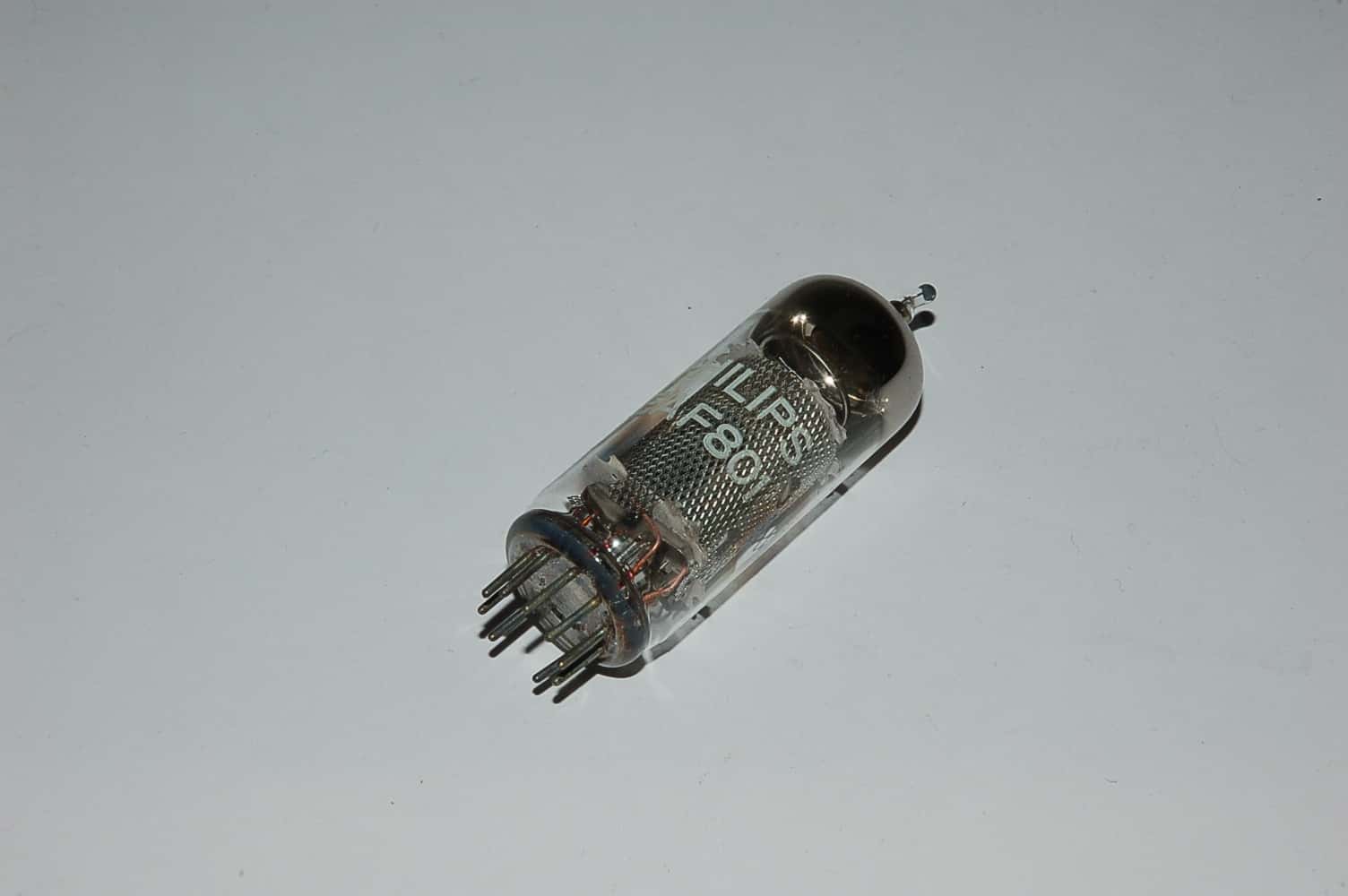 EAF801 Röhre Diode-Pentode B9A Uf 6,3V