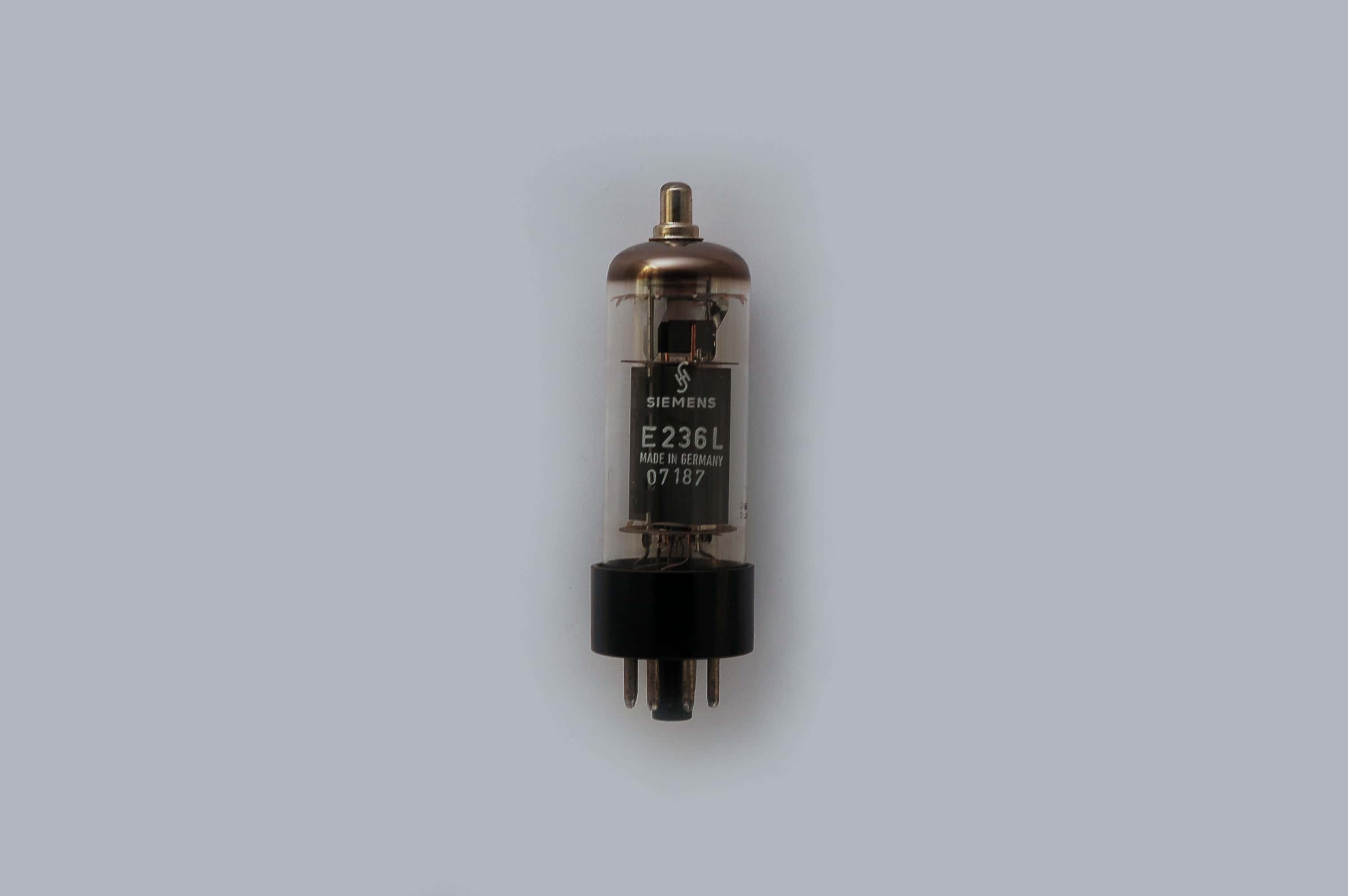 E236L Röhre Pentode Oktal Uf 6,3V