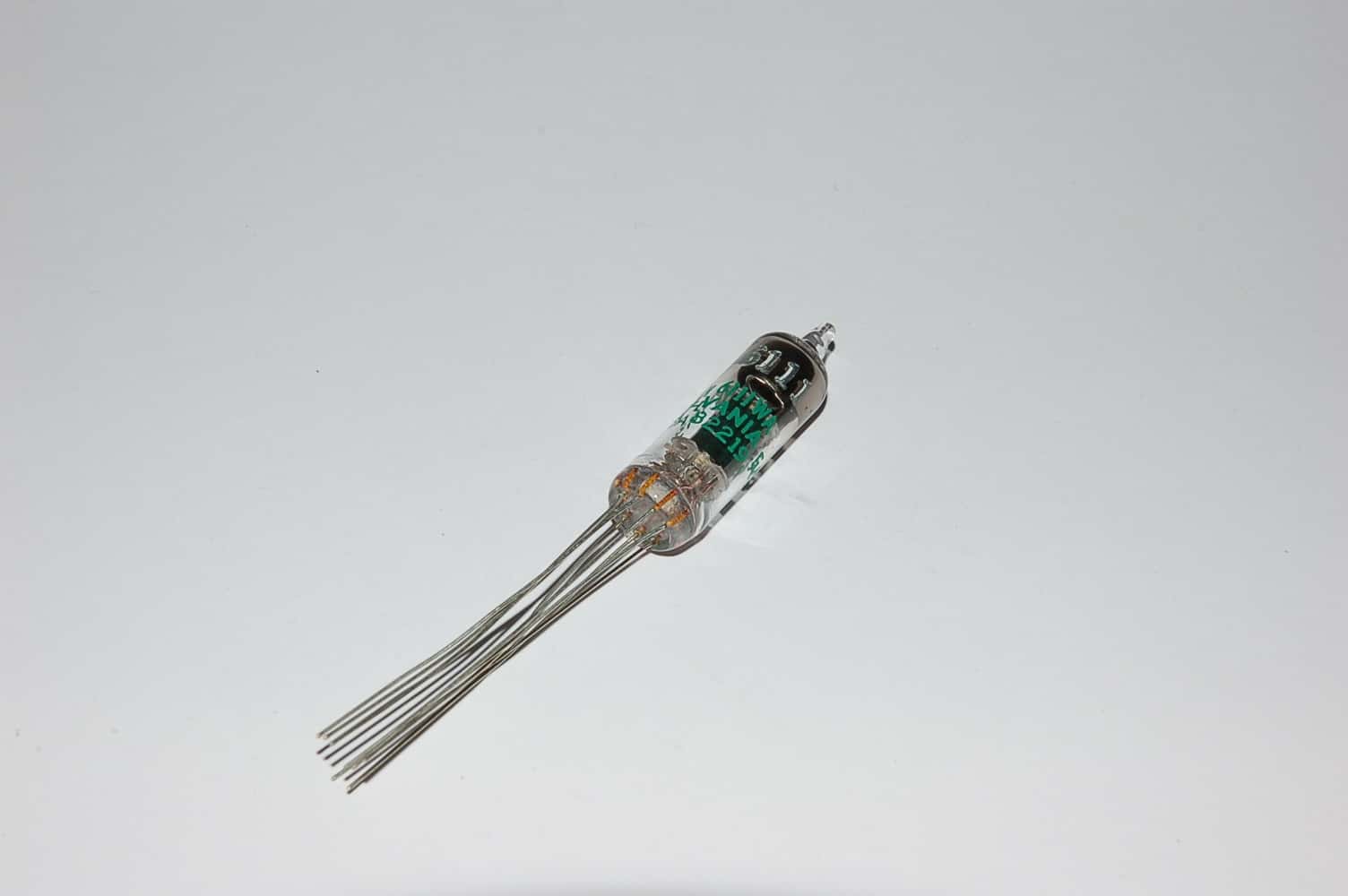 6111 Röhre = CK6111 Doppeltriode Subminiatur