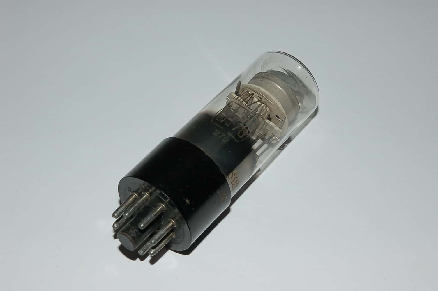 6AF7 round magic eye tube