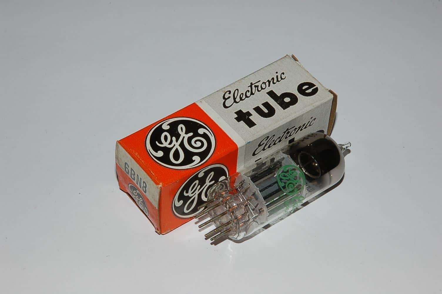 6BN8 Duodiode/Triode