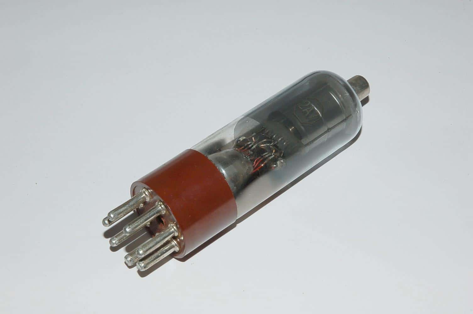 2A7 Röhre = CV787 Heptode UX7 Uf 2,5V