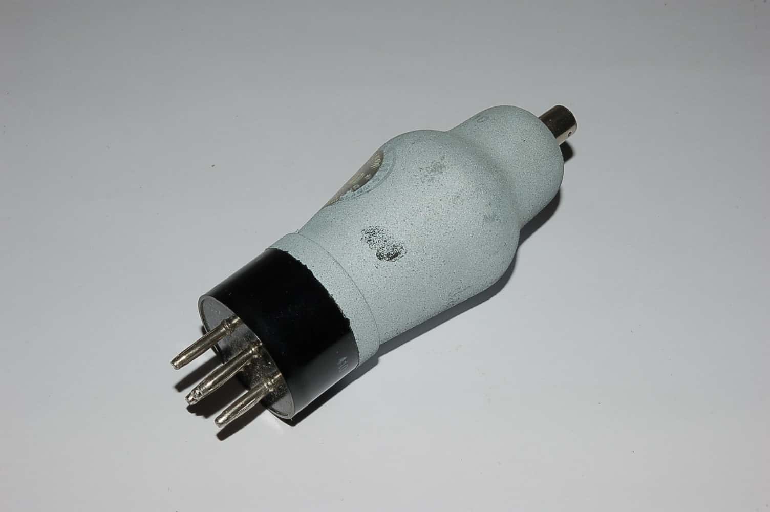 RENS1284 Röhre entspricht E446 Pentode Europa B5 Uf 4V