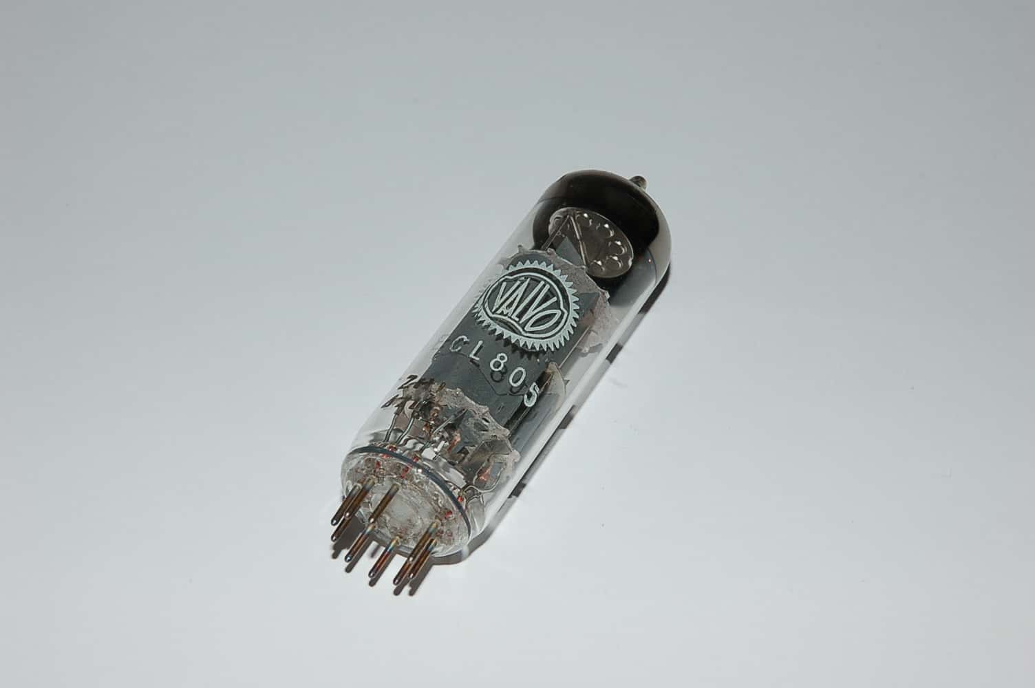 ECL805 = 6GV8 Triode/Pentode Upgrade zur ECL85 für Audio