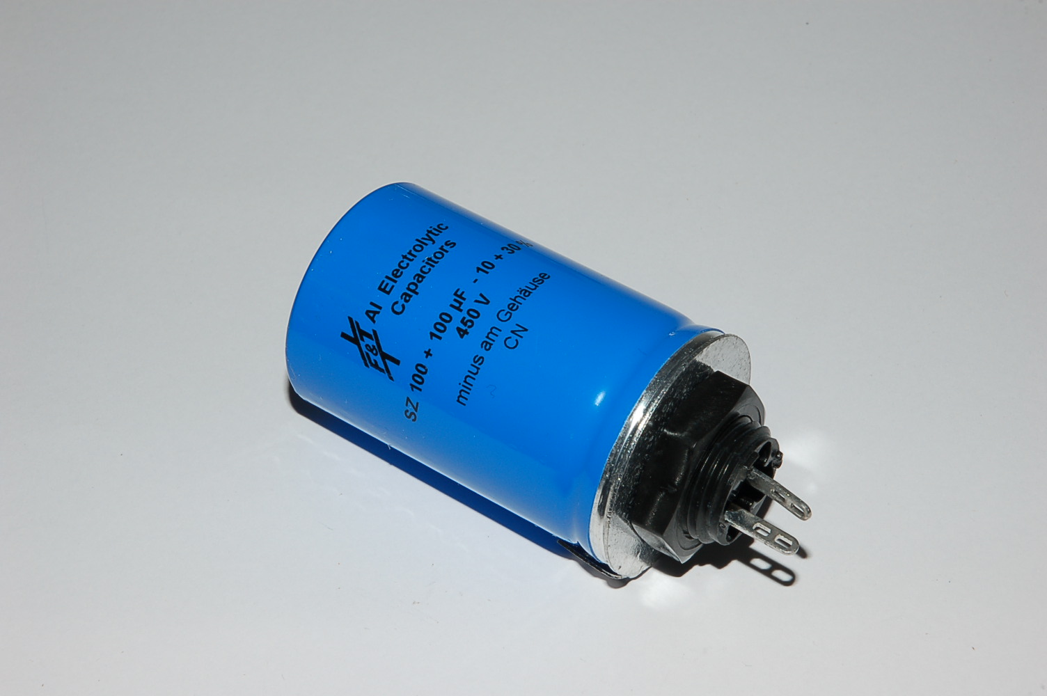 Elko 47+47uF/450V  F+T mit Zentralbefestigung 18mm