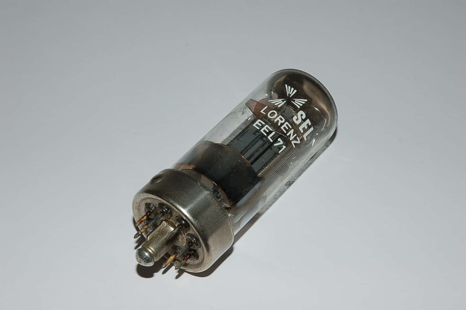 EEL71 Röhre Tetrode-Endpentode B8G 6,3V