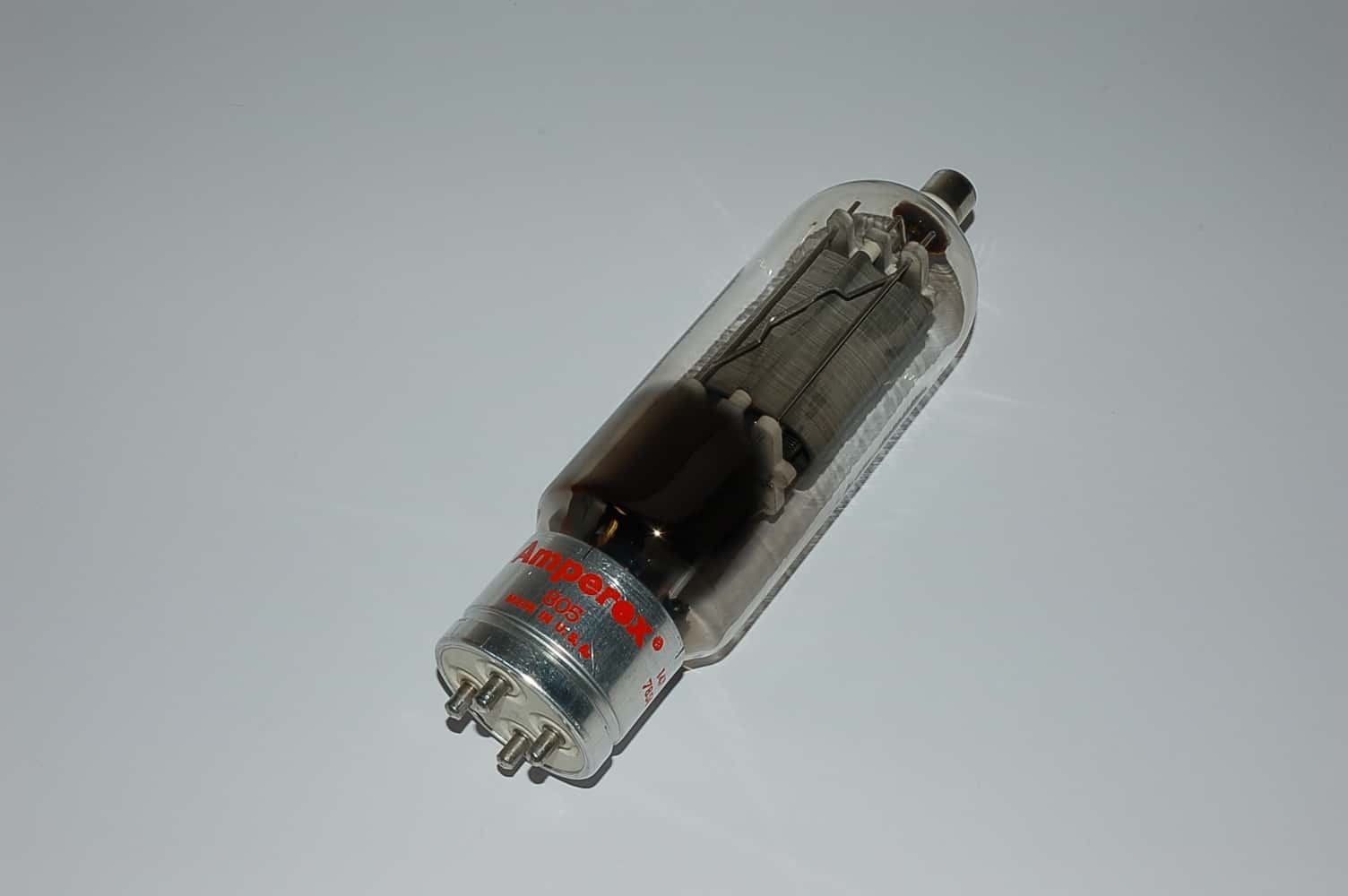 805NOS (=331A) NOS Triode