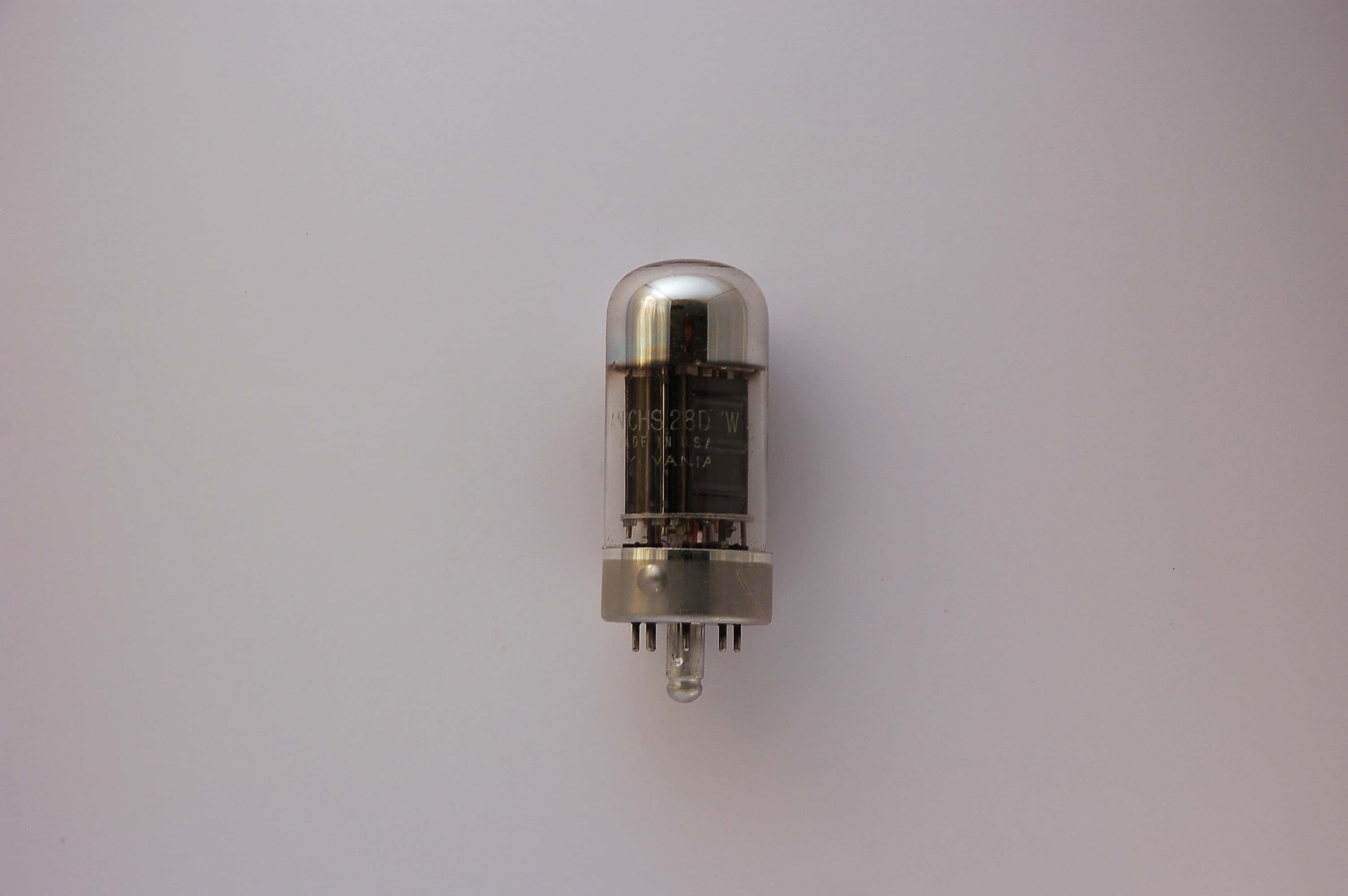 28D7 Röhre Doppelpentode B8G Uf 28V