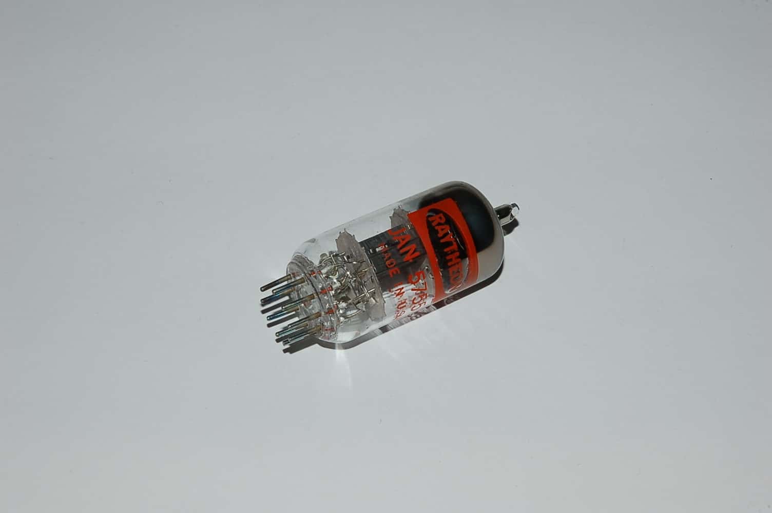 5755 Röhre = 420A Doppeltriode B9A Uf 6,3V