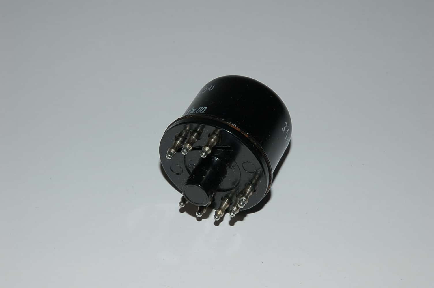 DAF11 Röhre Diode-Pentode Y8A Uf 1,2V