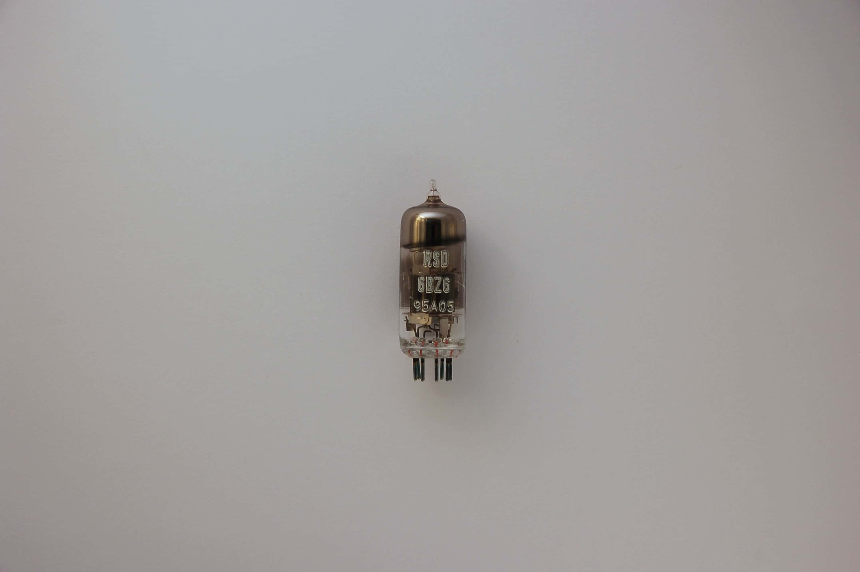 6BZ6 Röhre Regelpentode B7G Uf 6,3V