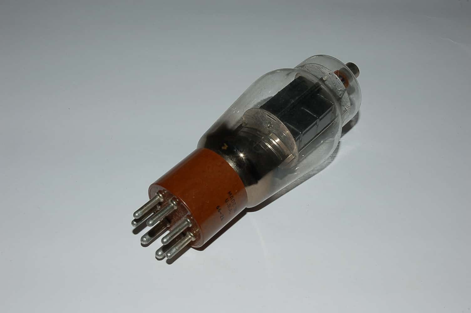 837 (=318A, RK44) Pentode