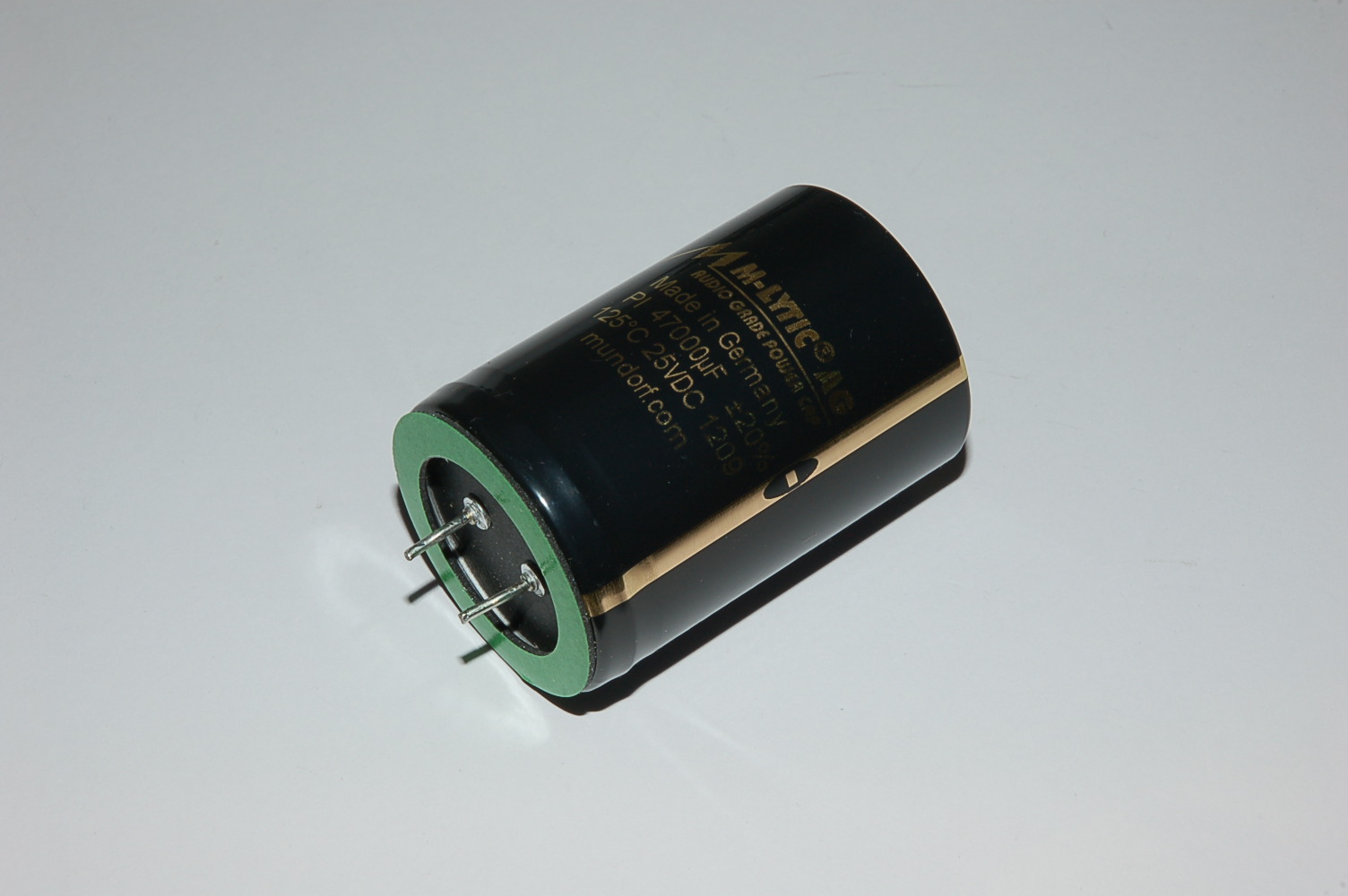 Elko 2200uF/63V (2,2mF)25x30mm Mundorf Mlytic AG PCB connect.