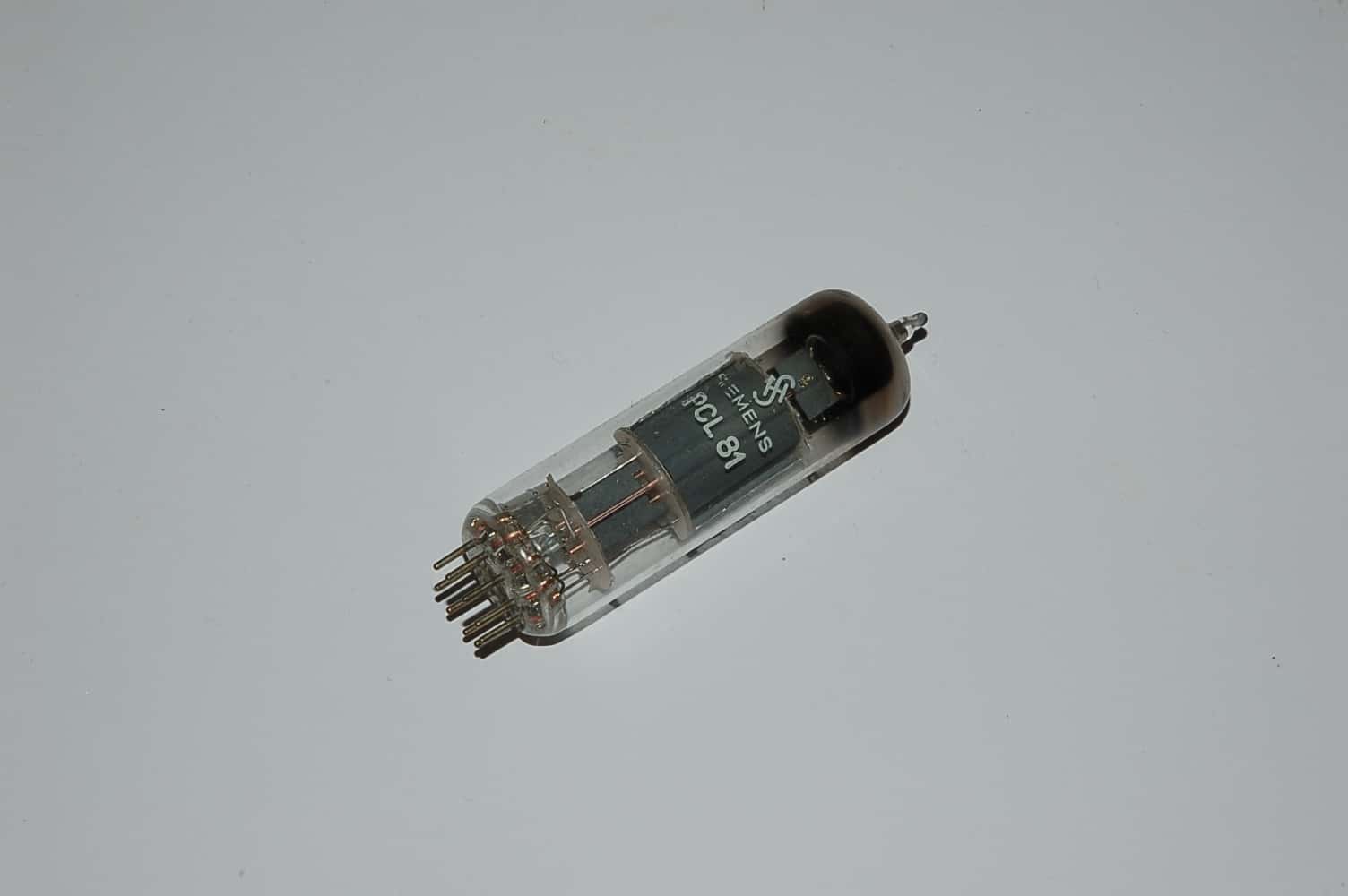 PCL81 Röhre Triode-Pentode Noval 16V