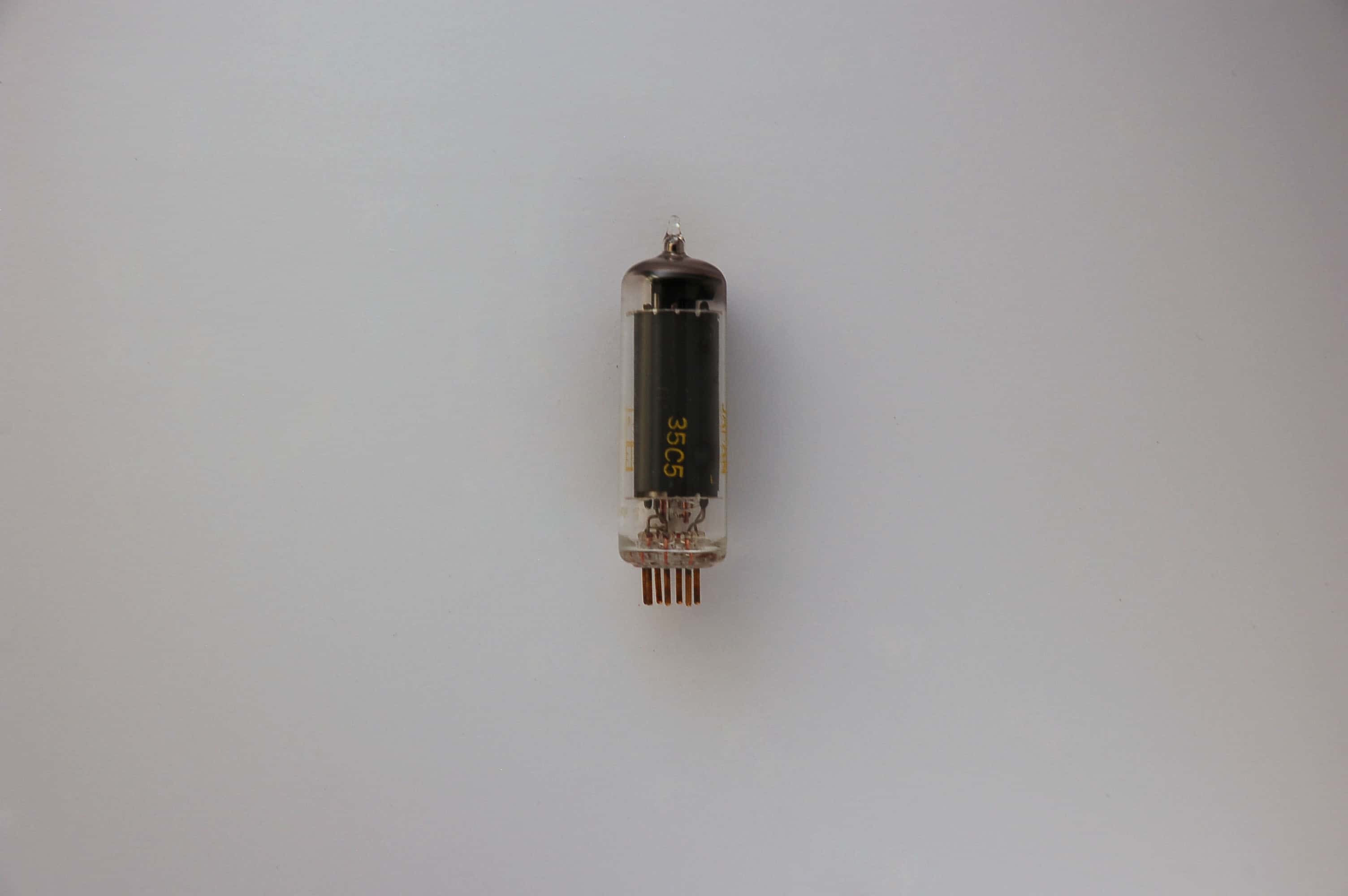 35C5 Röhre Strahlpentode B7G Uf 35V