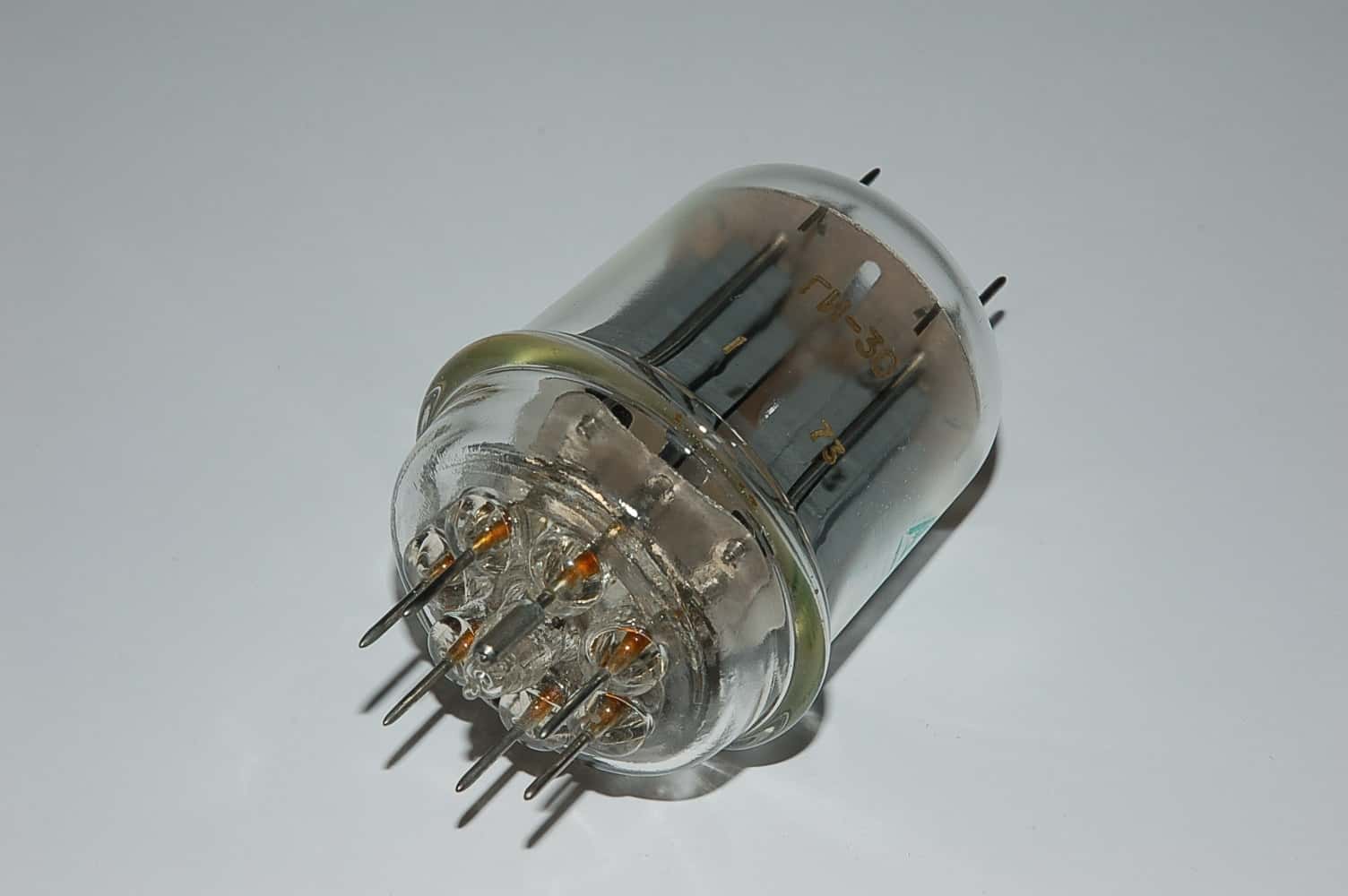 GI30 Röhre = GI-30 Doppel-Tetrode Septar
