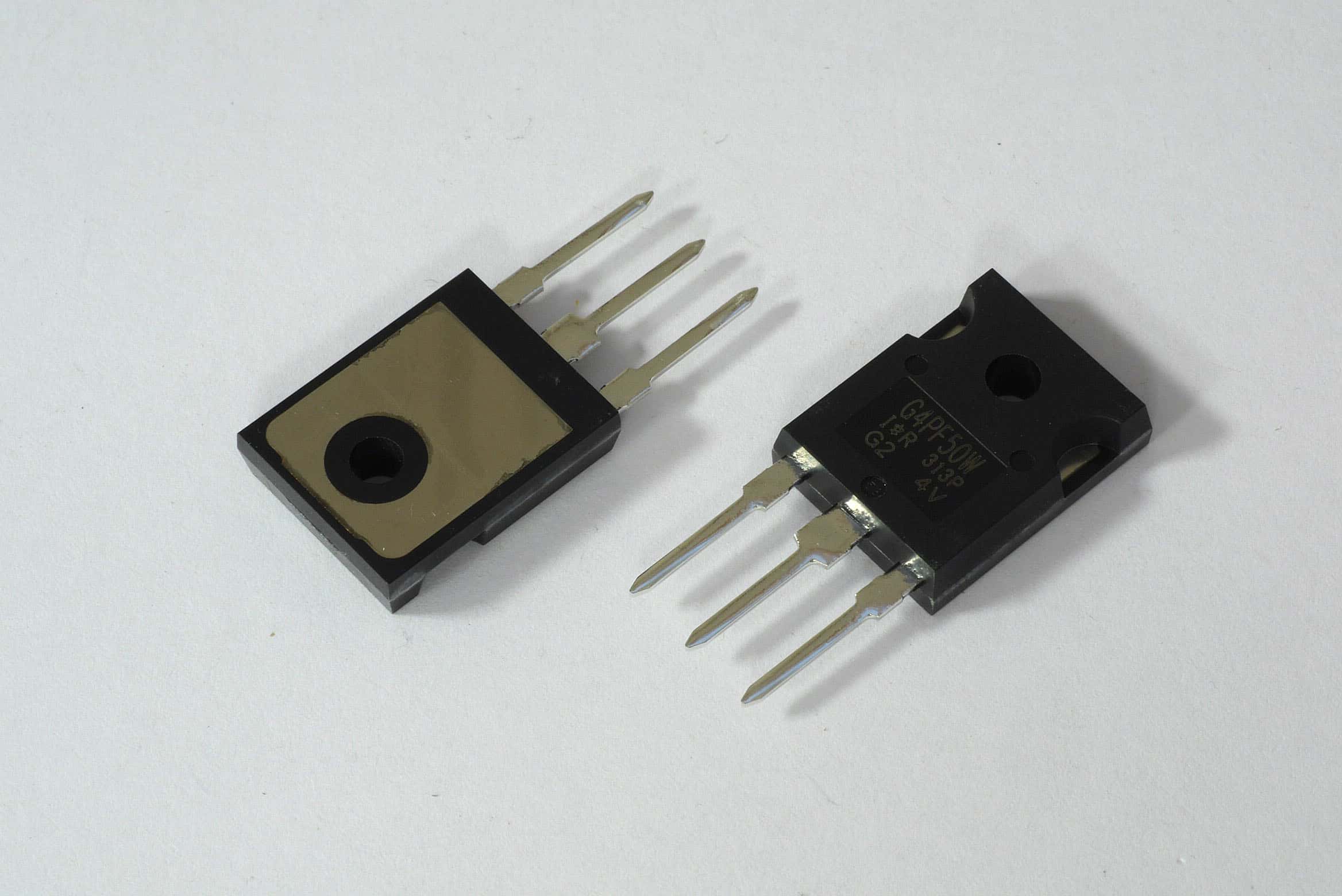 IRG4PC50WPBF High Power IGBT 900V/28A/200W   TO247