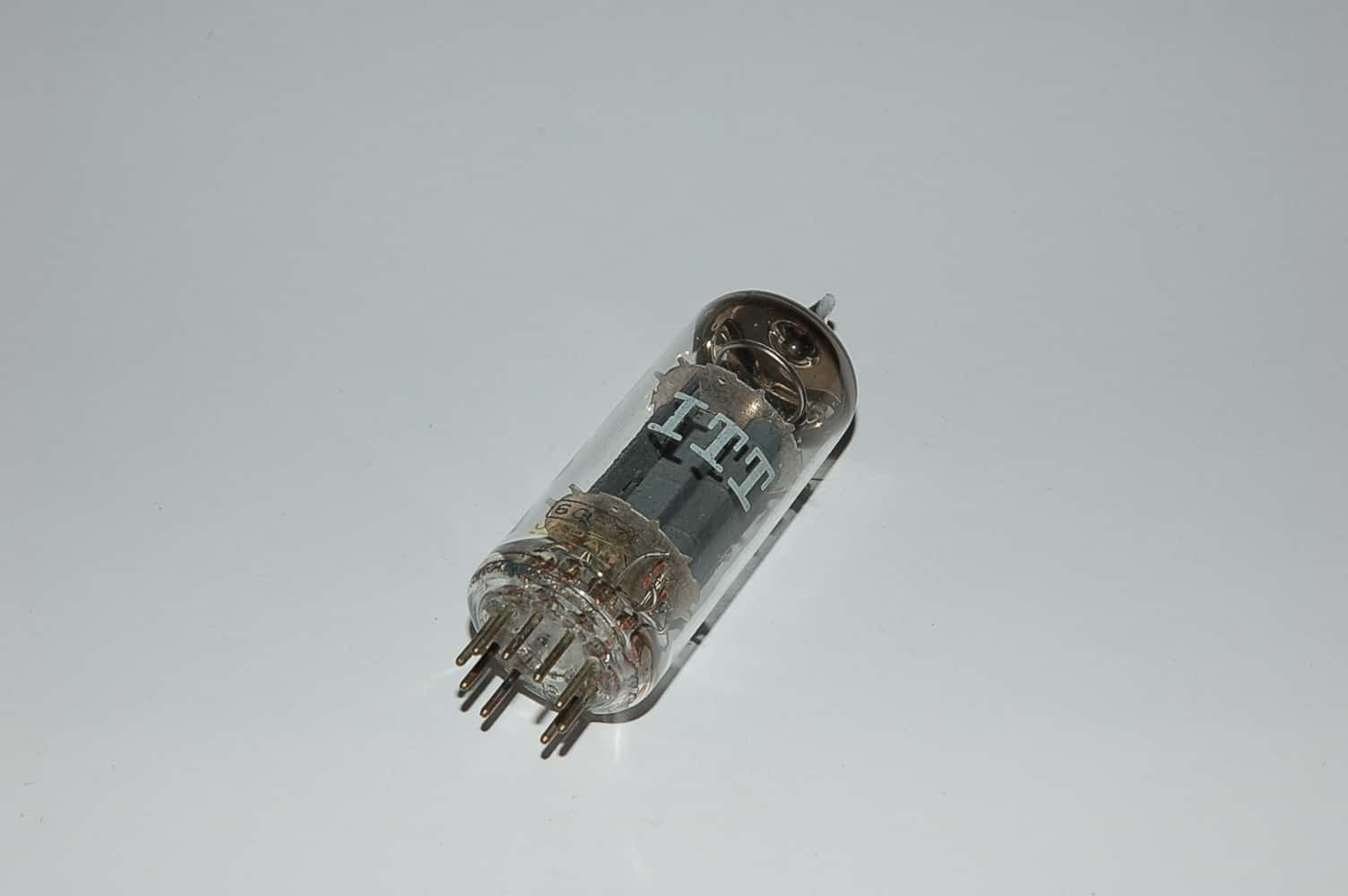 6CS7 Röhre Doppeltriode B9A Uf 6,3V