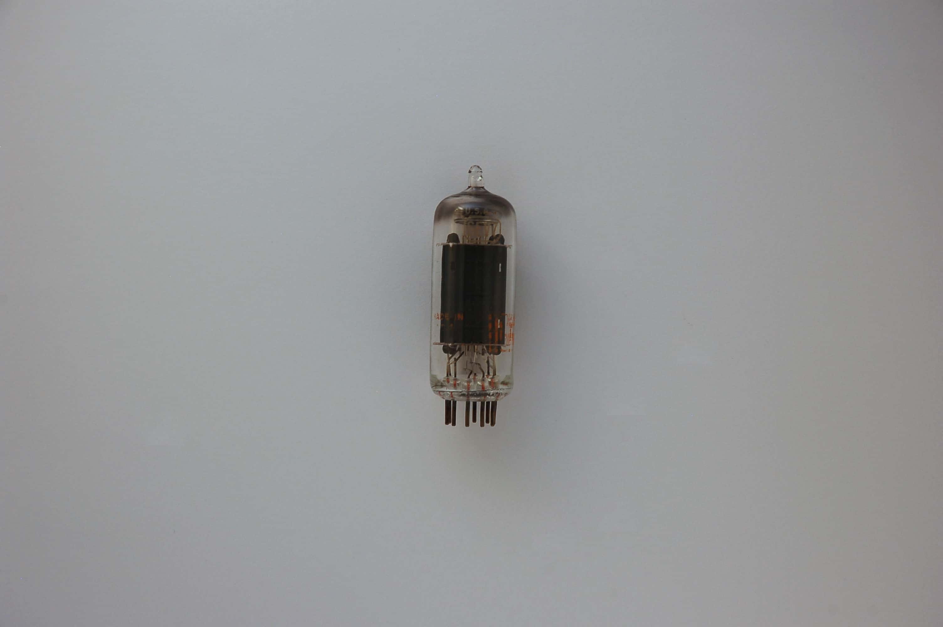 6EV7 tube