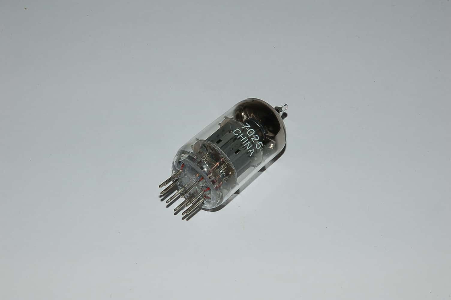 12AX7M =7025Cn Shuguang V1+low mic+lownoise Röhren Set