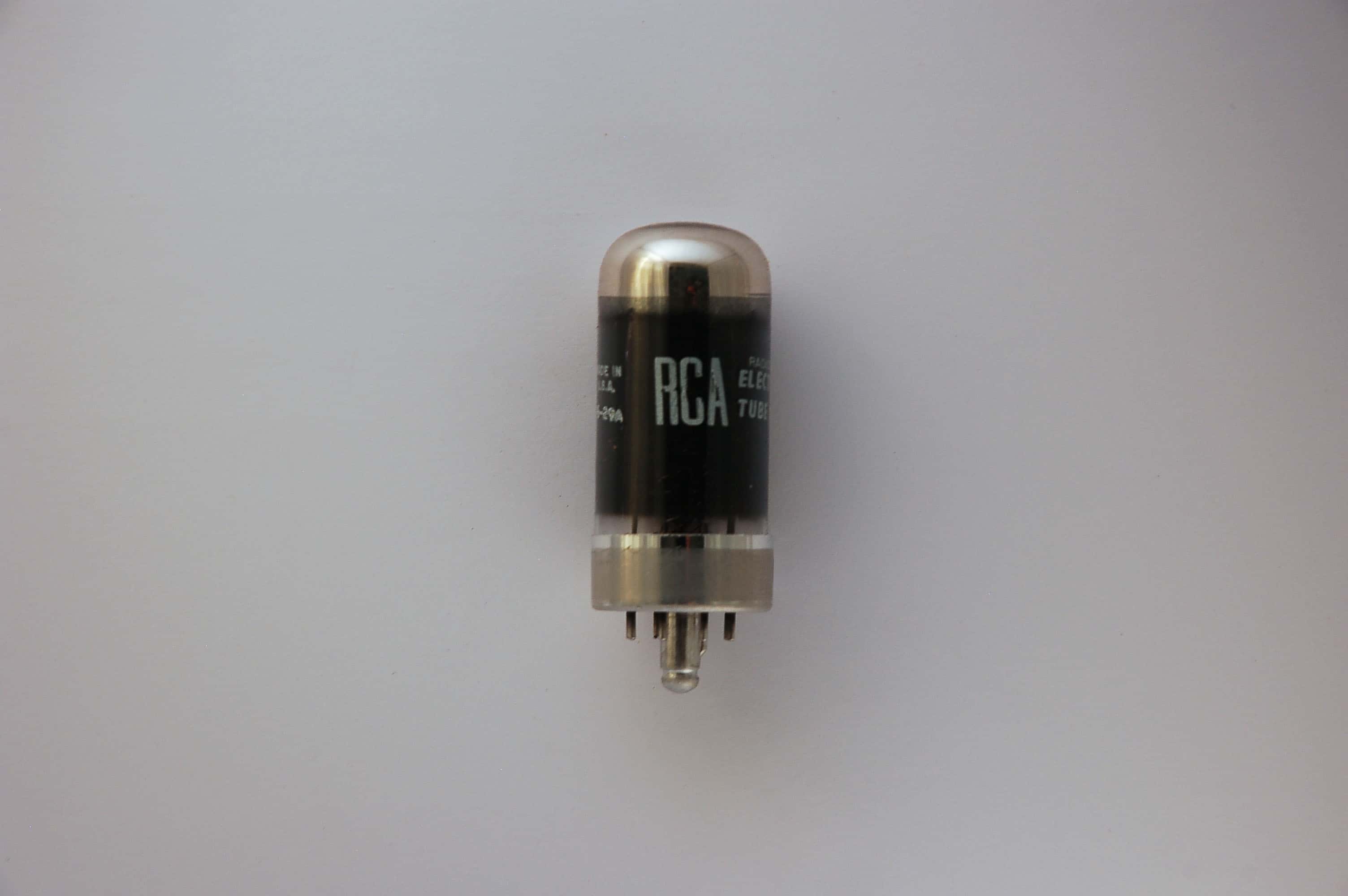 35A5 Röhre Strahlpentode B8G Uf 35V