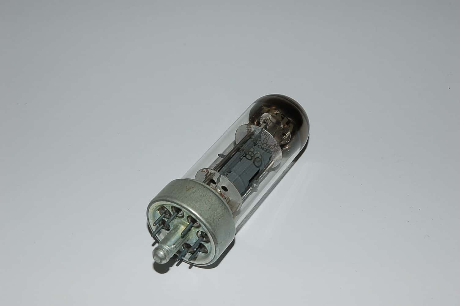 EBL21 = EBL71 Röhre Duodiode-Pentode B8G