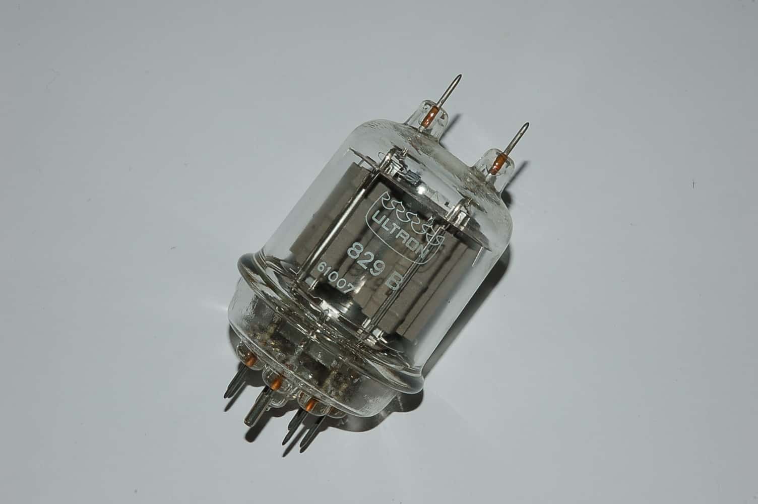 GU29 Röhre = 829B = 3E29 Doppeltetrode Septar