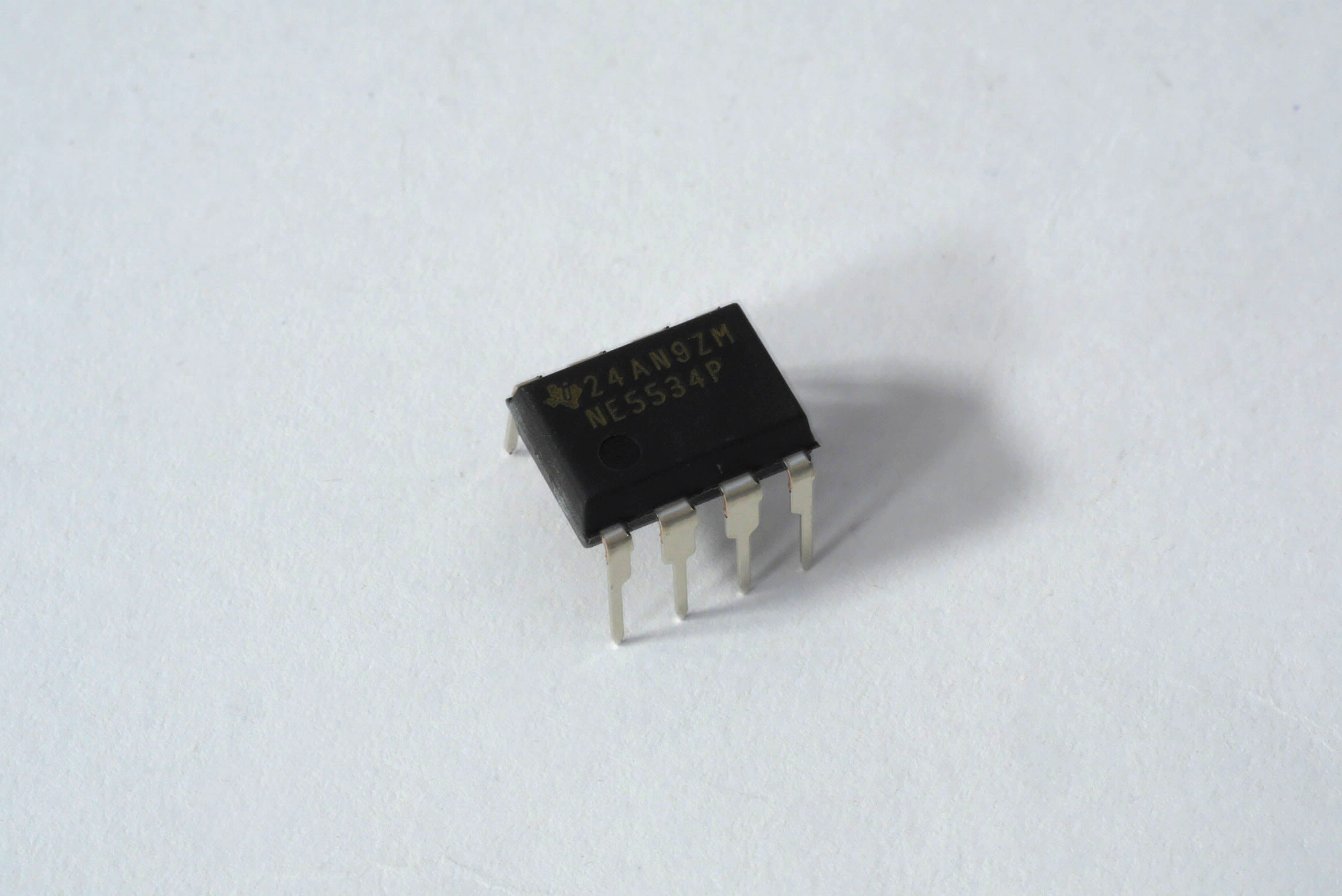 NE5534DIP Dual OPamp DIP8 low noise Audio