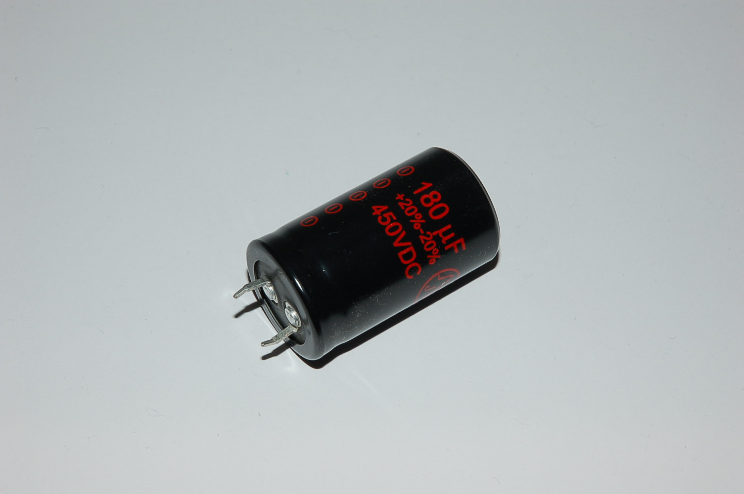 Elko 180uF/450V JJ Radial MNH d=25mm, h=42mm