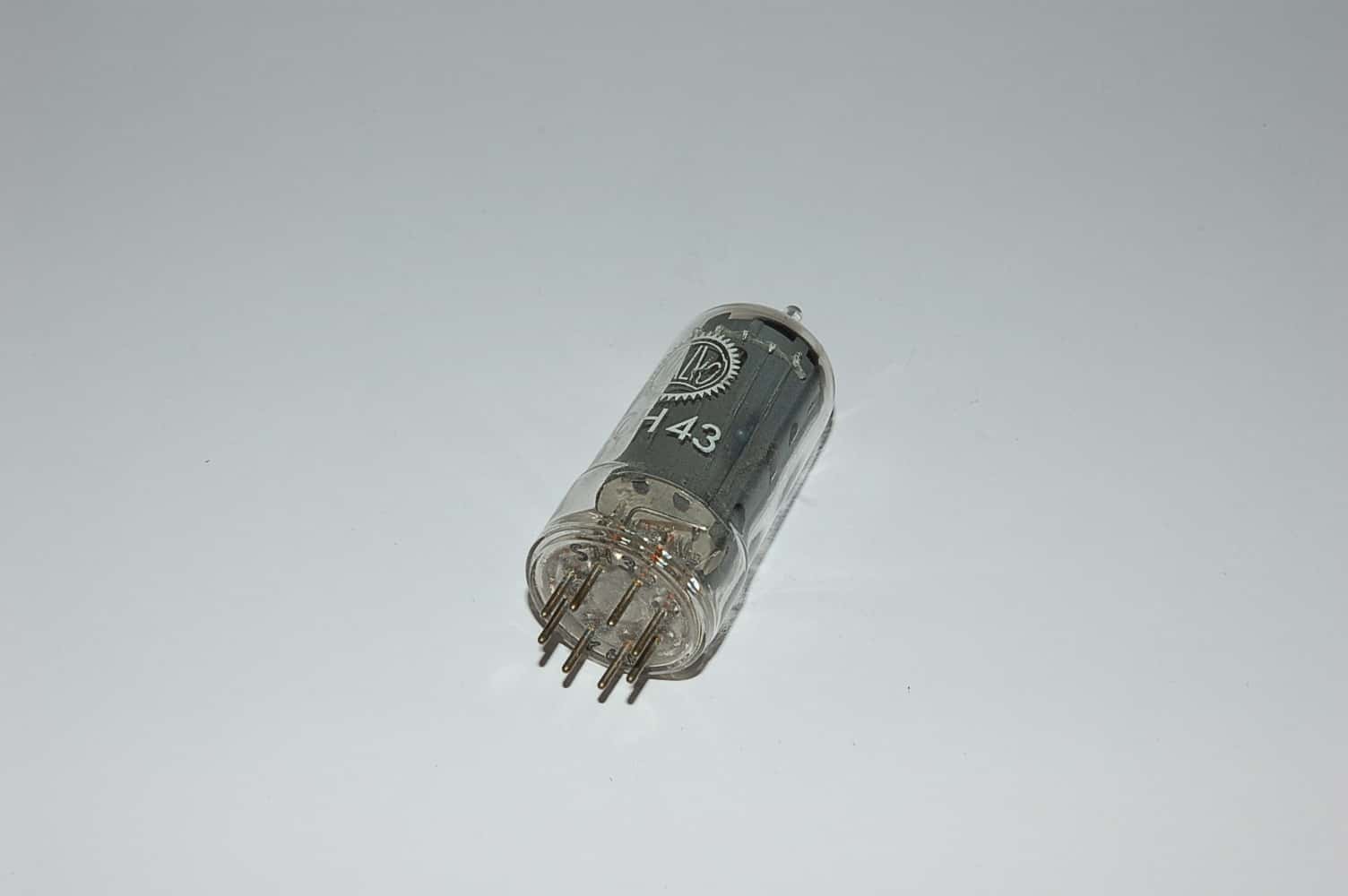 ECH43 Triode/Heptode Röhre