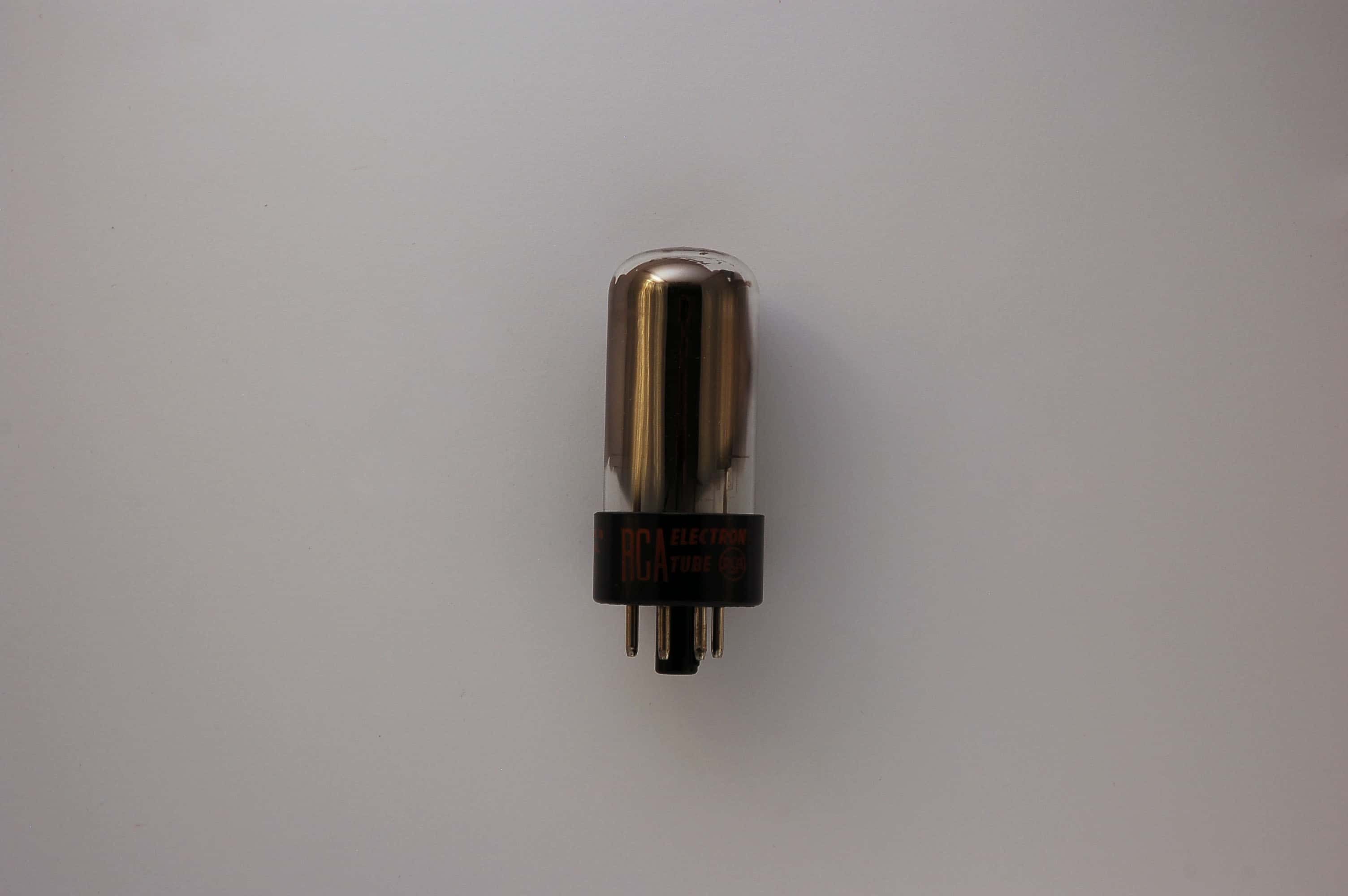 6DA4 Röhre Damperdiode B9E Uf 6,3V