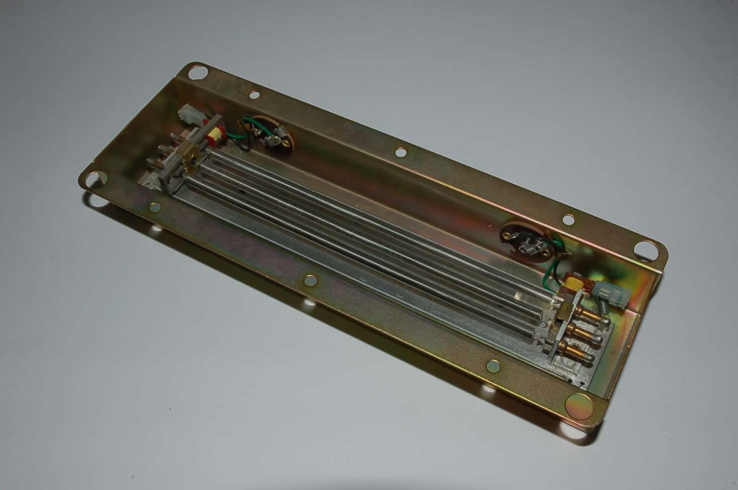 4AB3C1B Accutronics Hall/rever