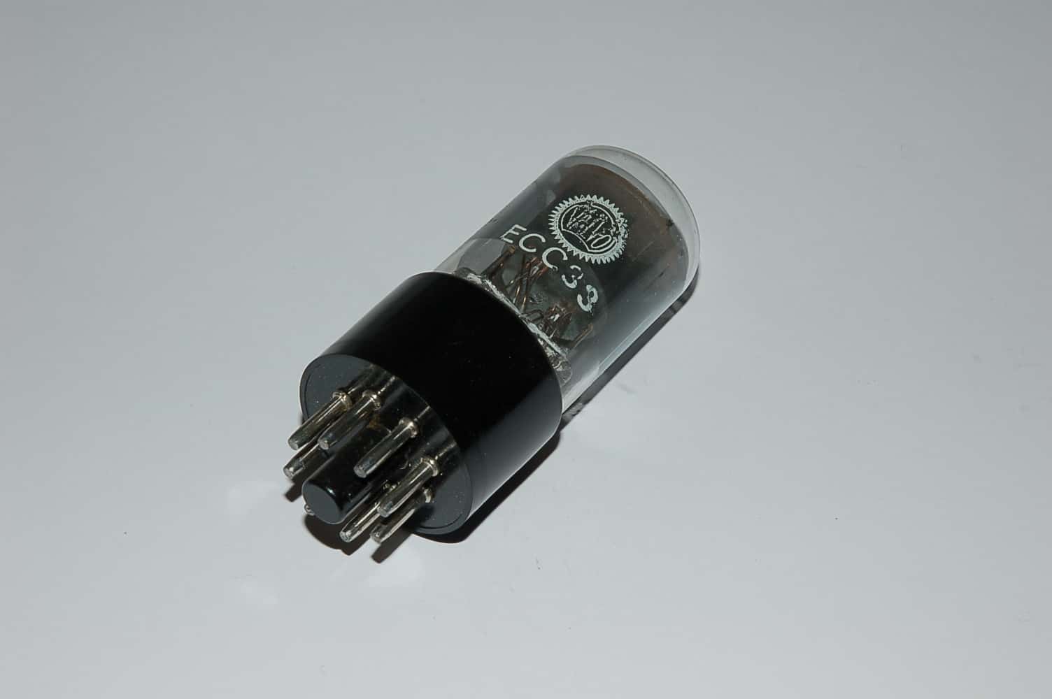 ECC33 tube
