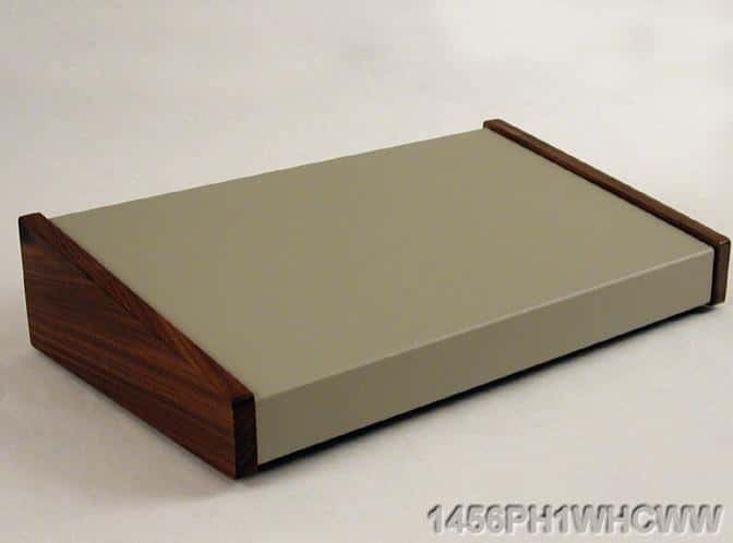 1456PH1WHCWW Hammond Gehäuse 211x356x76 AL Pult beige Holz