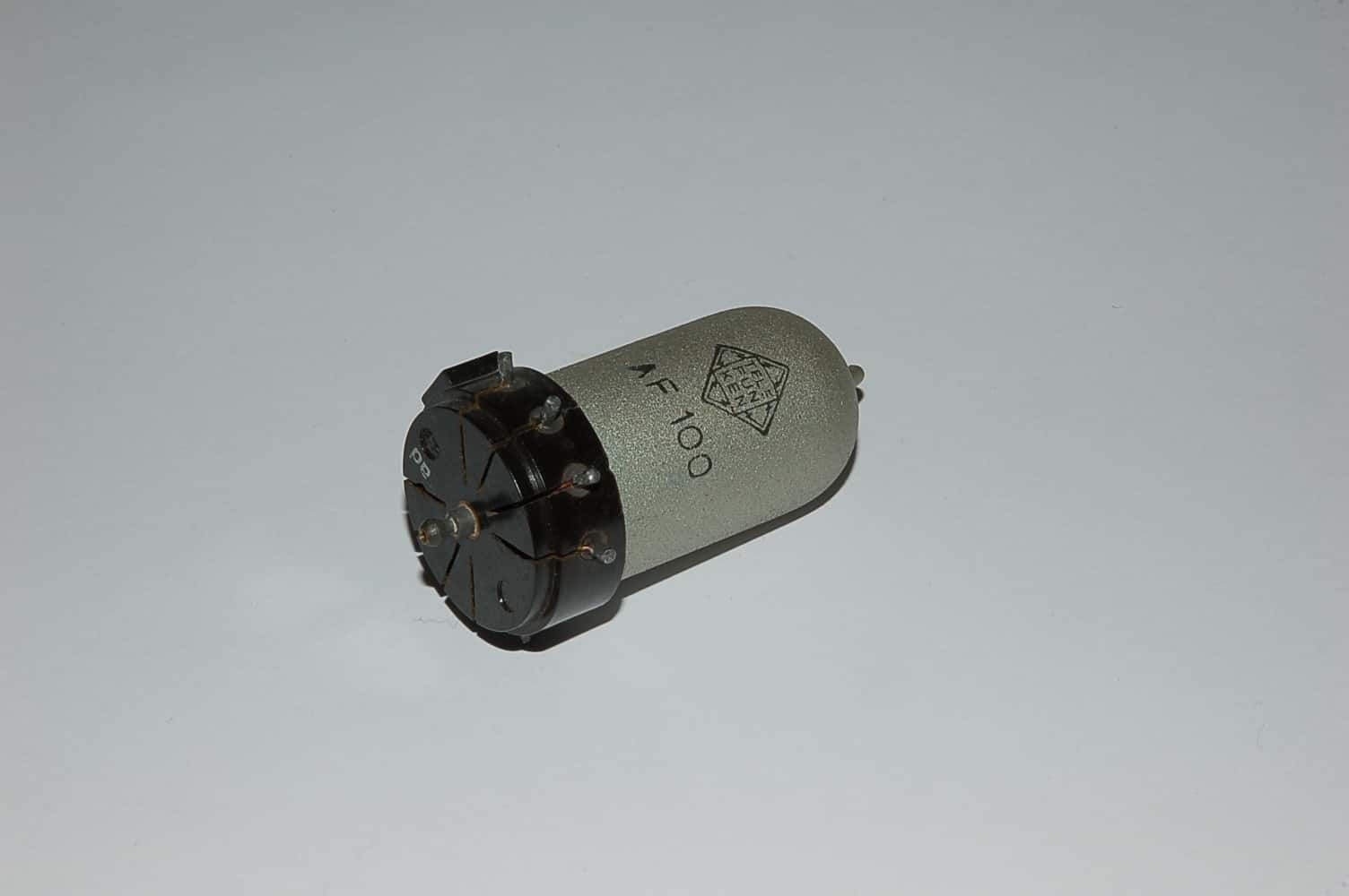 AF100 Röhre Pentode S8B Uf 4V